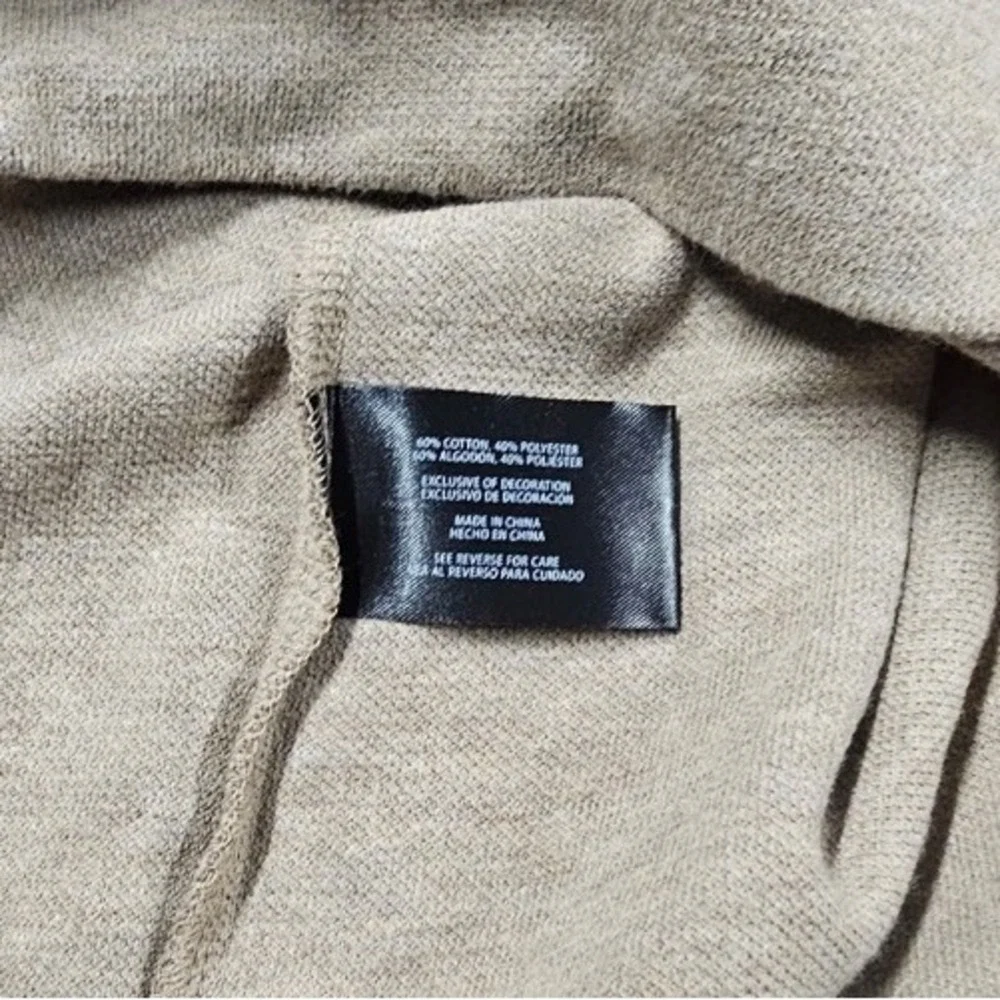 Banana Republic Men's Quarter Zip Pullover Soft Beige Sweater Medium NWT